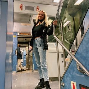 Meet your Posher, Ciara